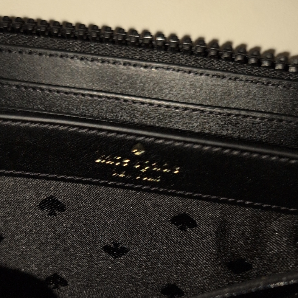 Kate Spade Black and White Bow Pattern Wallet - Picture 8 of 12